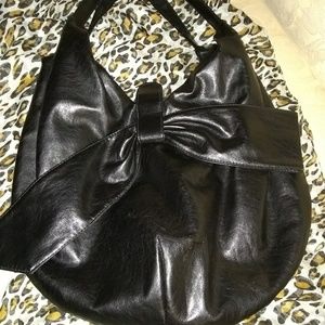 NWOT Pravana Black Shoulder Handbag